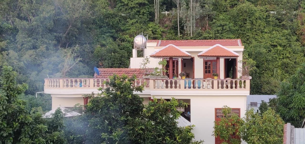 Ngo Khanh Homestay Tan Hiep  Exterior photo